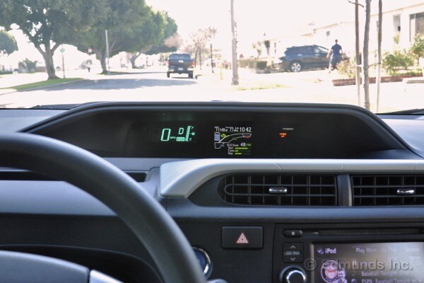 Are The Gauges Annoying? - 2012 Toyota Prius C Long-Term Road Test