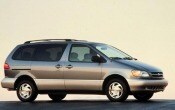 2000 Toyota Sienna XLE 4dr Minivan