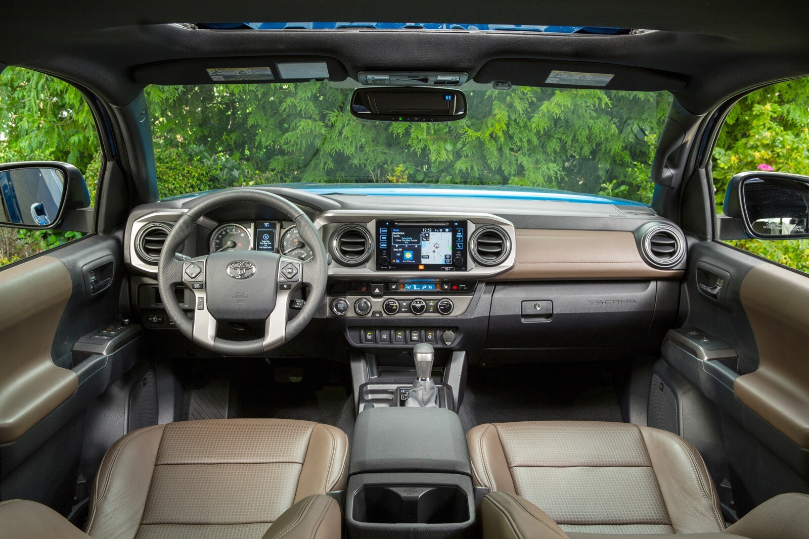 2016 Toyota Tacoma Limited Crew Cab Pickup Dashboard