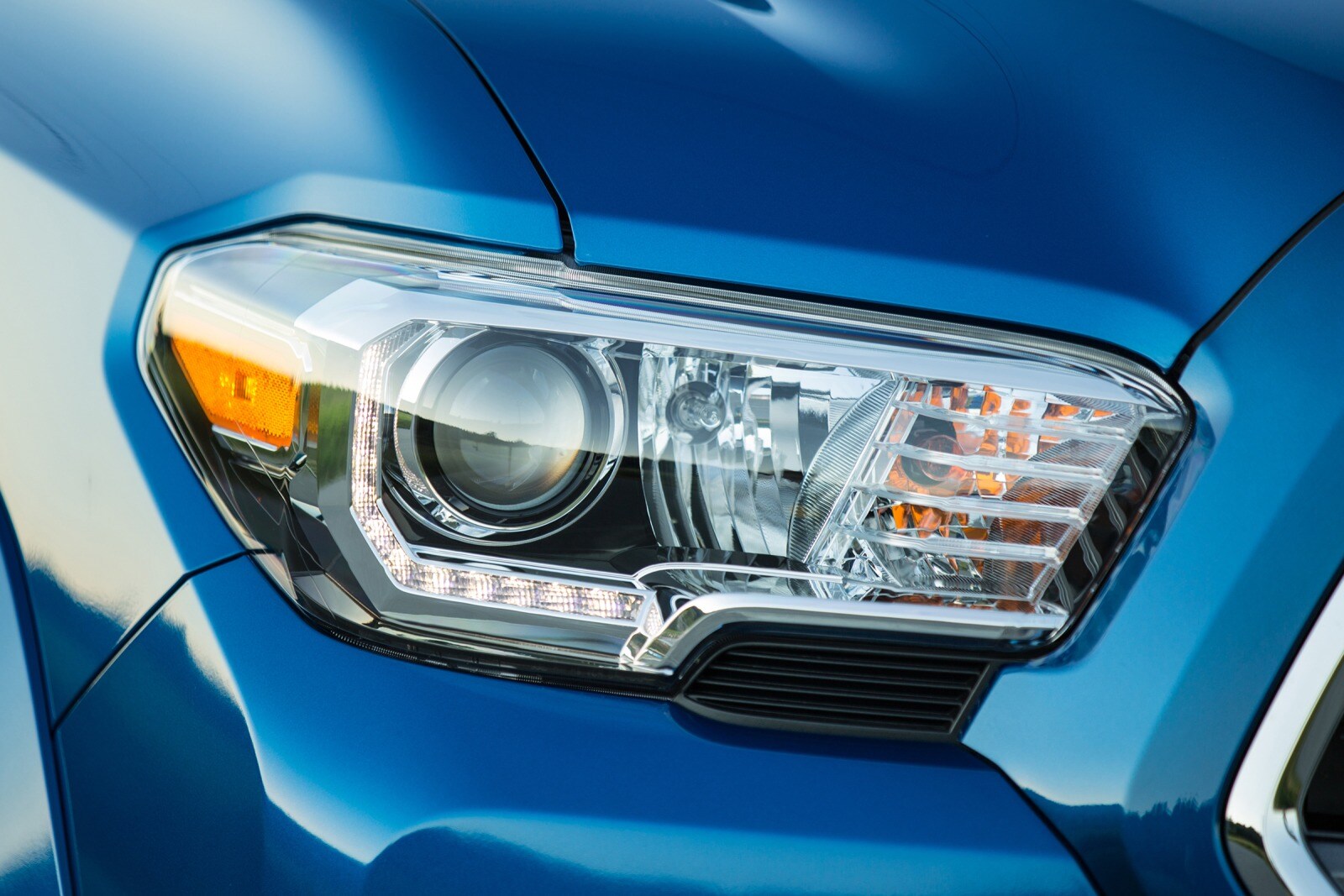 2016 Toyota Tacoma Limited Crew Cab Pickup Headlamp Detail