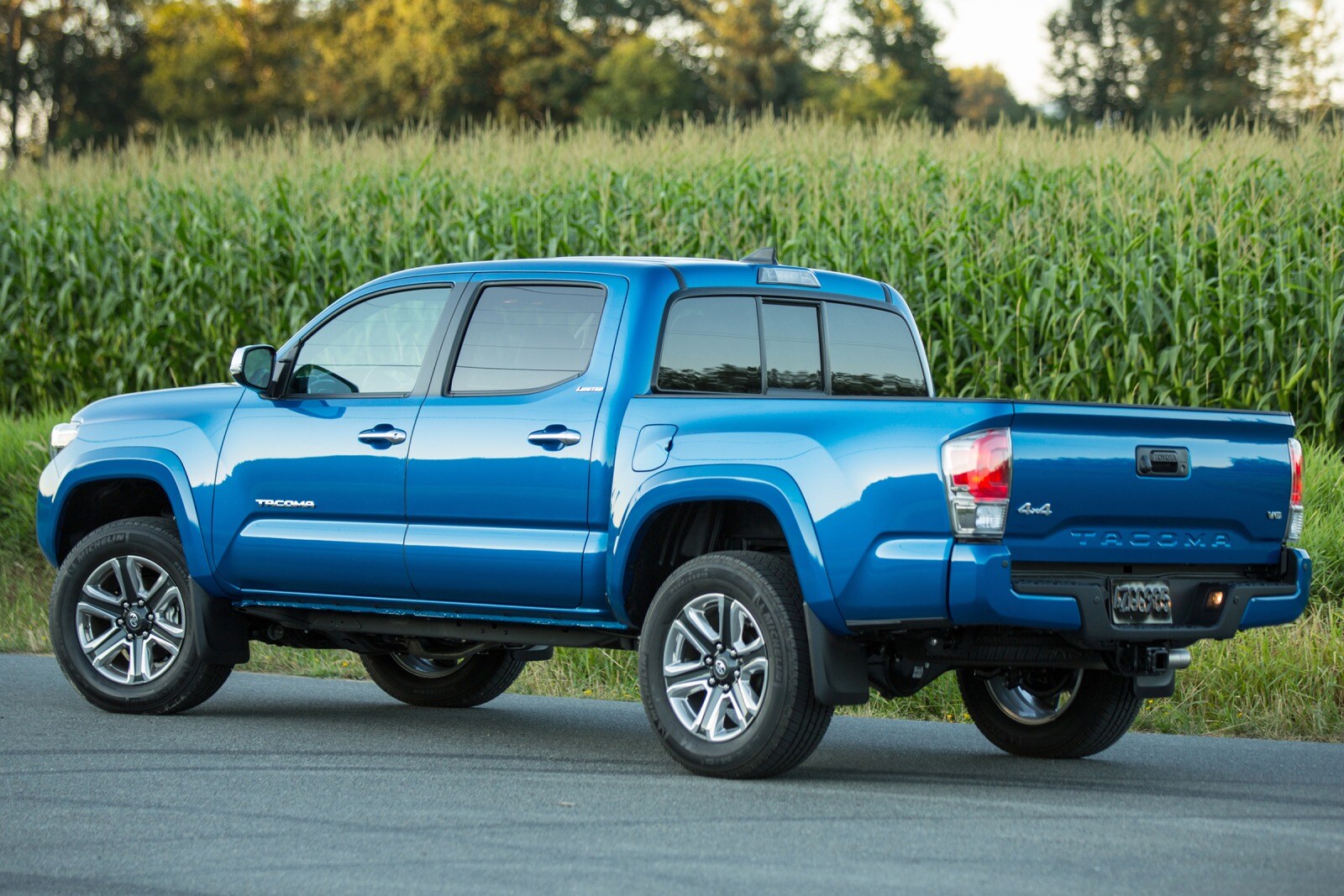 2016 Toyota Tacoma Limited Crew Cab Pickup Exterior