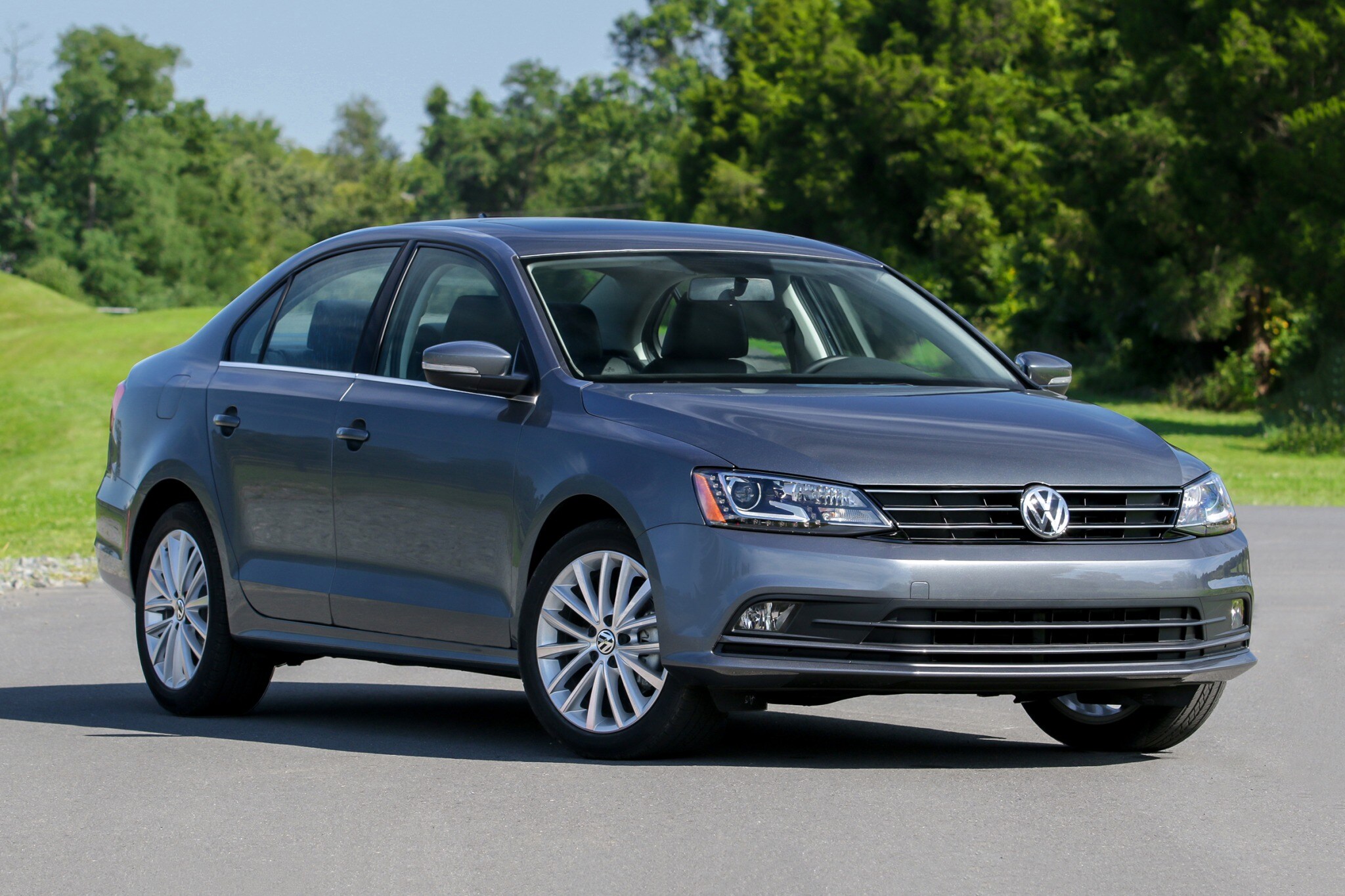 2017 volkswagen jetta sedan 14t se fq oem 1 2048