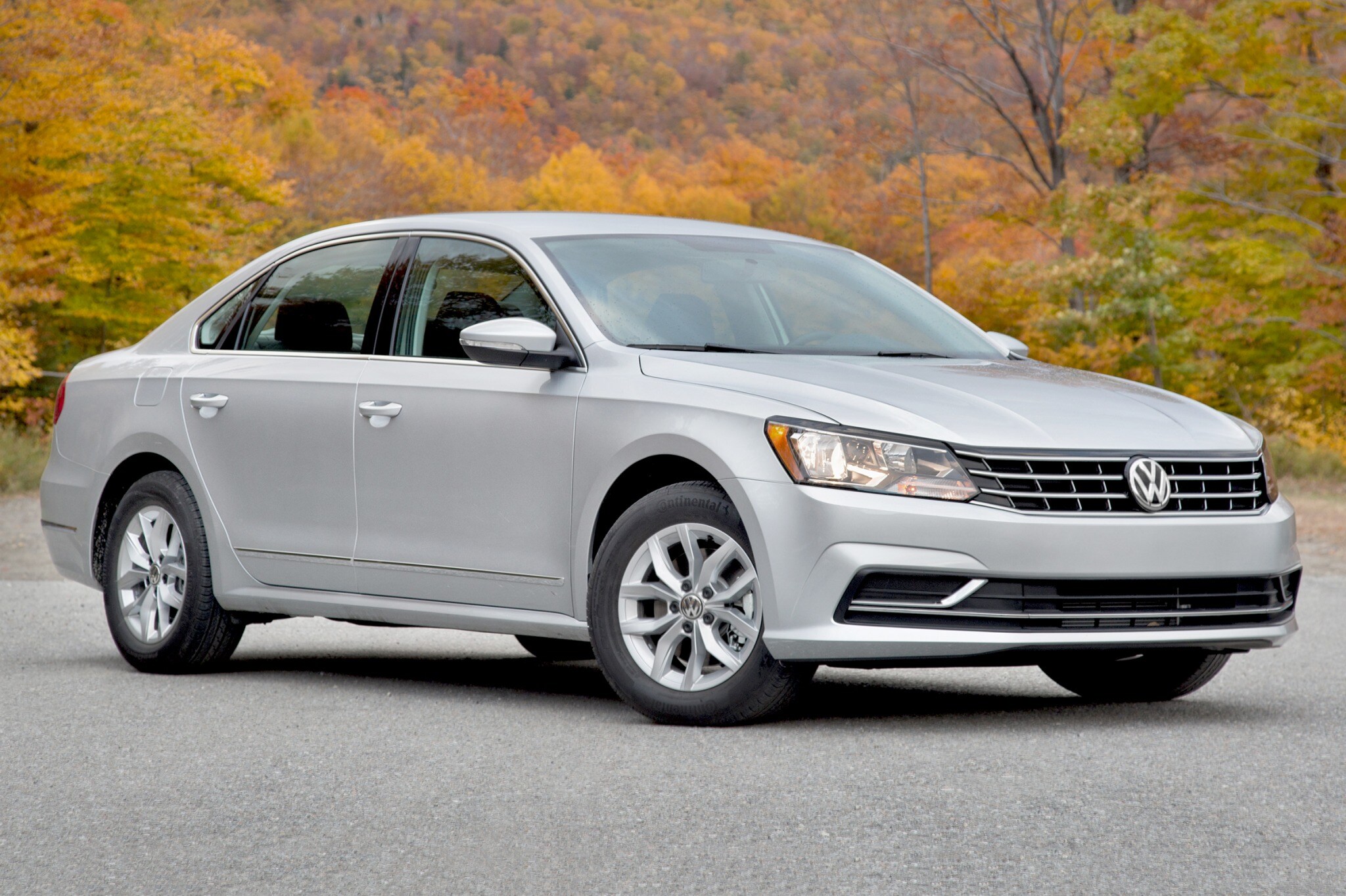 2016 volkswagen passat sedan s fq oem 1 2048