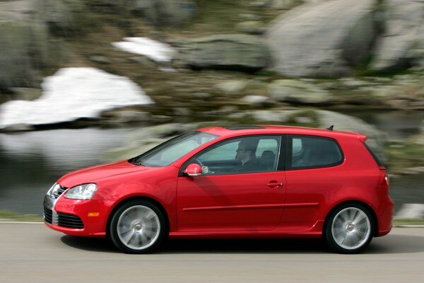 2008 Volkswagen R32 Picture