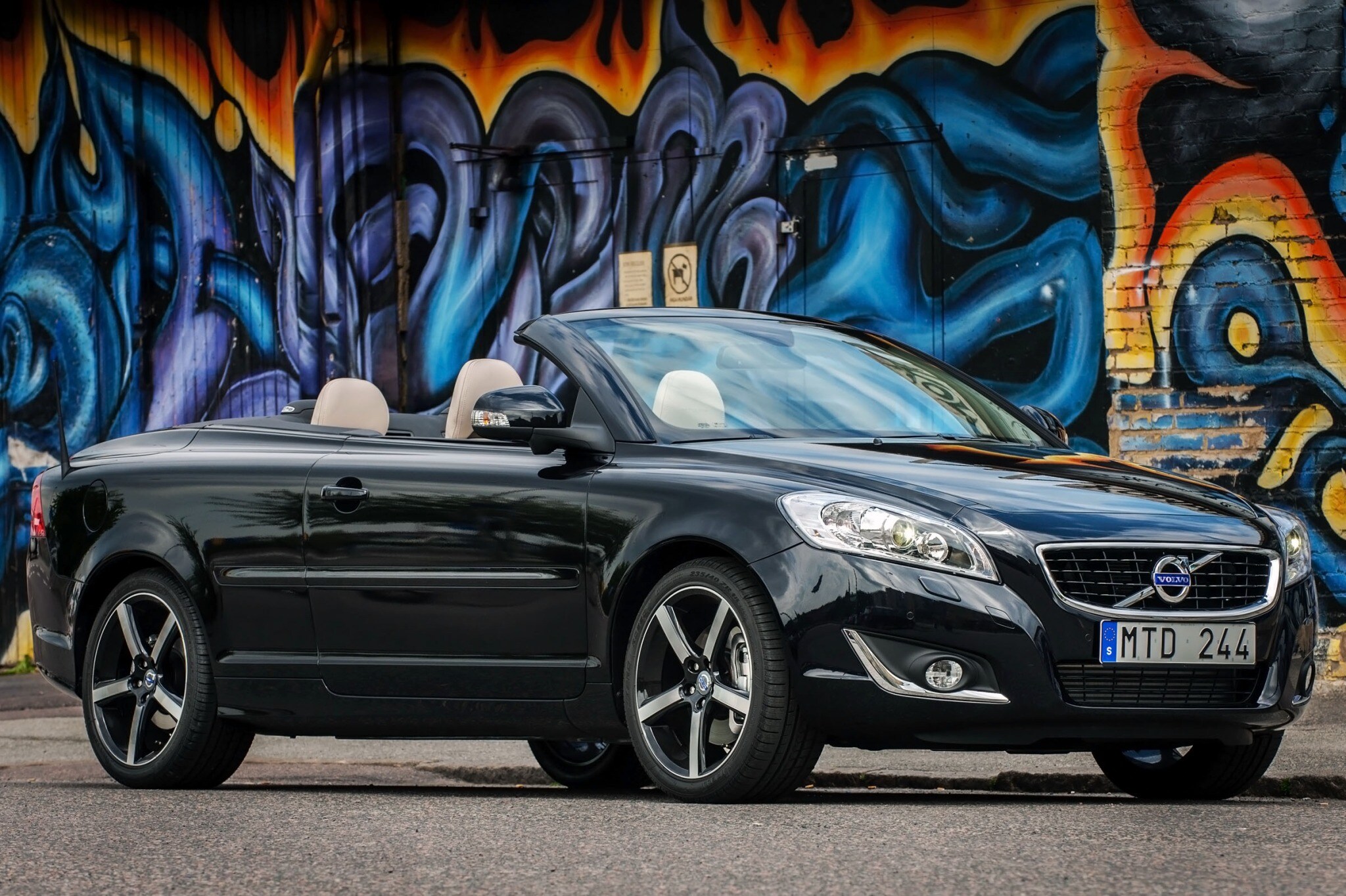 2013 volvo c70 convertible t5 fq oem 1 2048