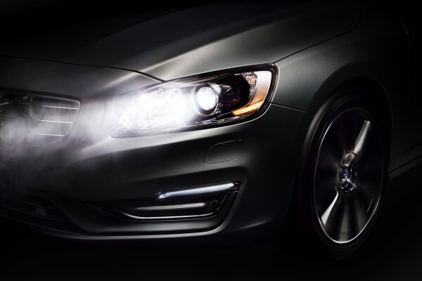 Volvo Headlights Picture