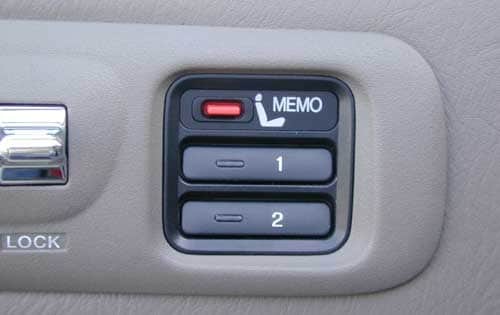 2001 Acura CL 3.2 Type S Memory Seat Detail