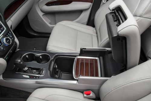 2016 Acura MDX SH-AWD w/Technology, Entertainment and AcuraWatch Plus Packages 4dr SUV Armrest Storage Space