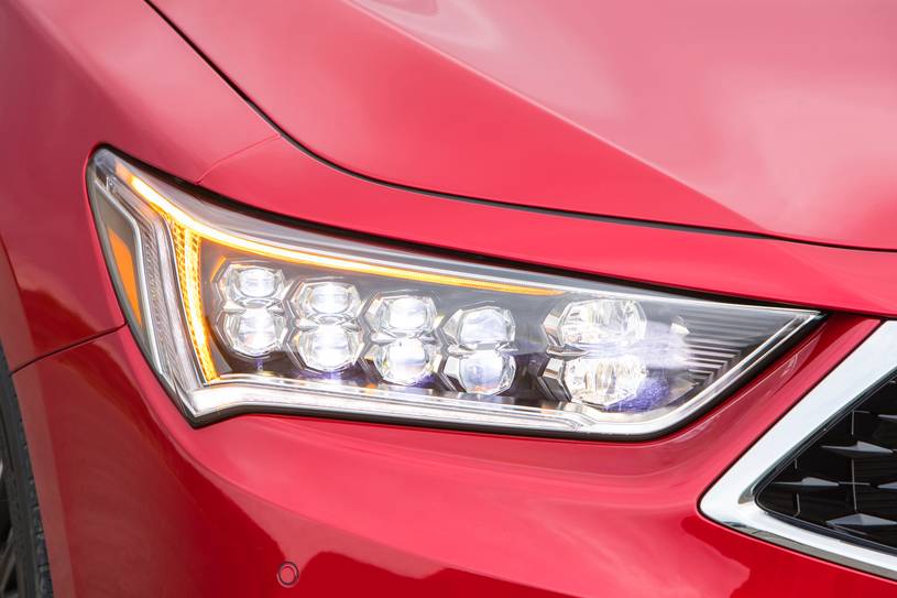 Acura RLX Sport Hybrid SH-AWD Sedan Headlamp Detail