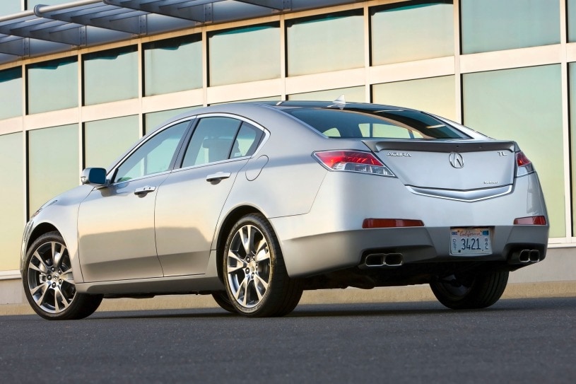 2010 Acura TL Pictures - 141 Photos | Edmunds