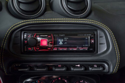 2015 Alfa Romeo 4C Spider Coupe Center Console