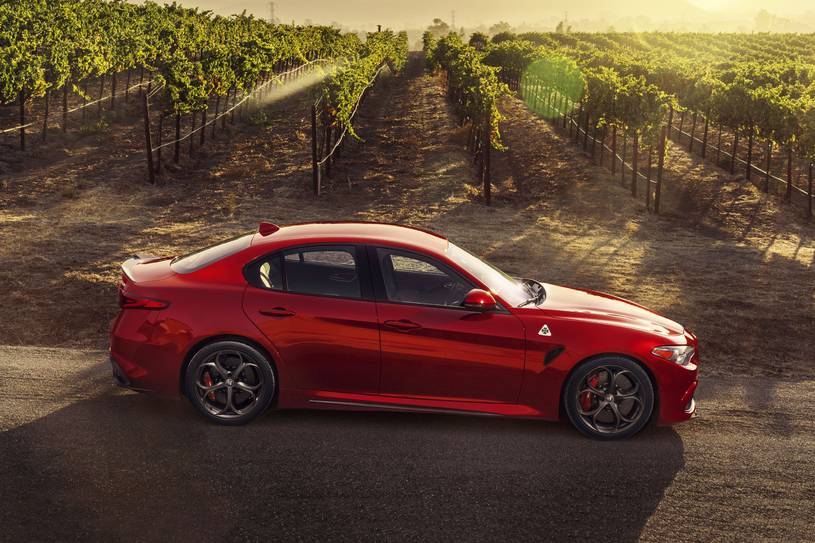 2019 Alfa Romeo Giulia Prices Reviews And Pictures Edmunds