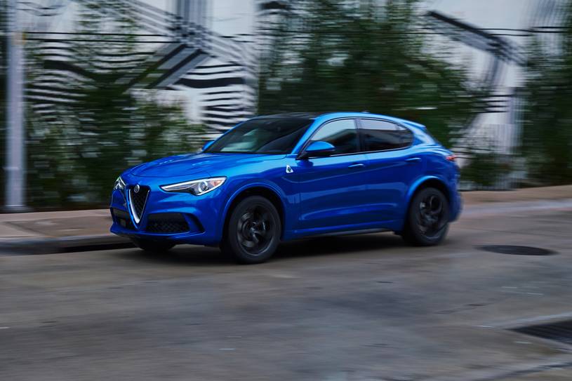 Alfa Romeo Stelvio Quadrifoglio 4dr SUV Exterior Alfa Romeo Stelvio Quadrifoglio 4dr SUV Exterior