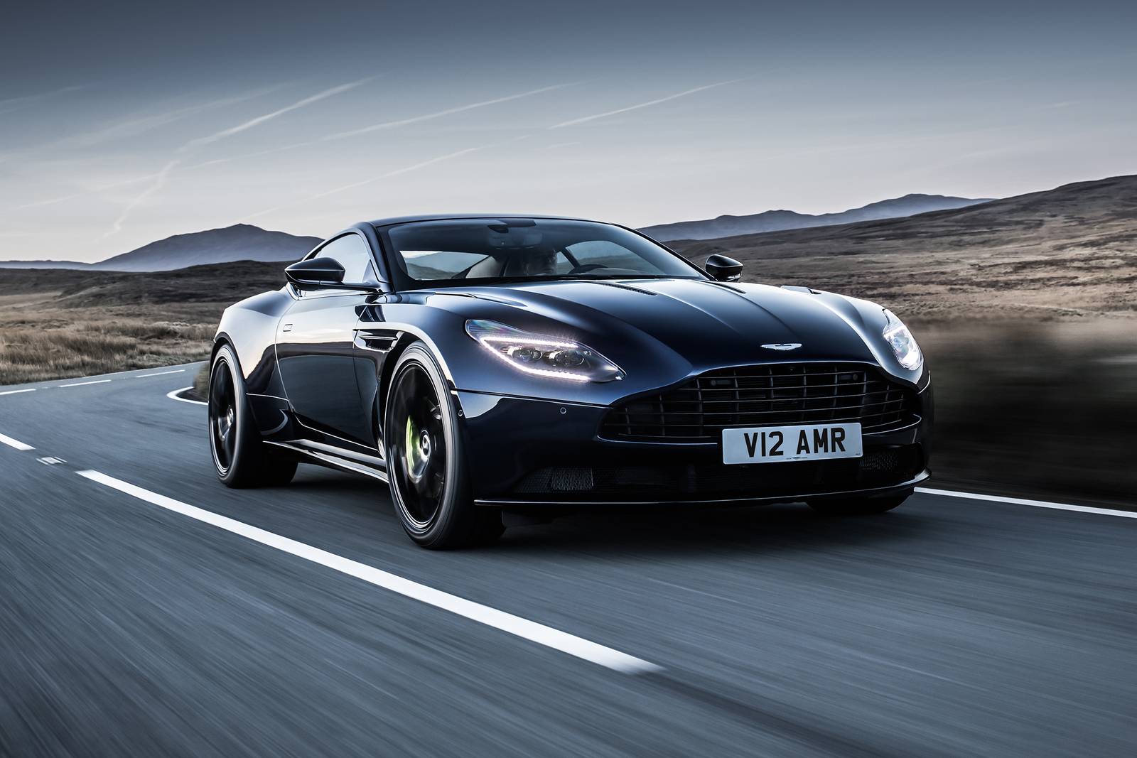 2019 Aston Martin DB11 Review & Ratings | Edmunds