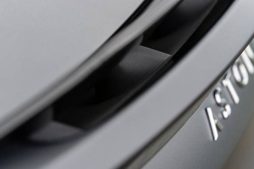 2019 Aston Martin DBS Superleggera Coupe Exterior Detail
