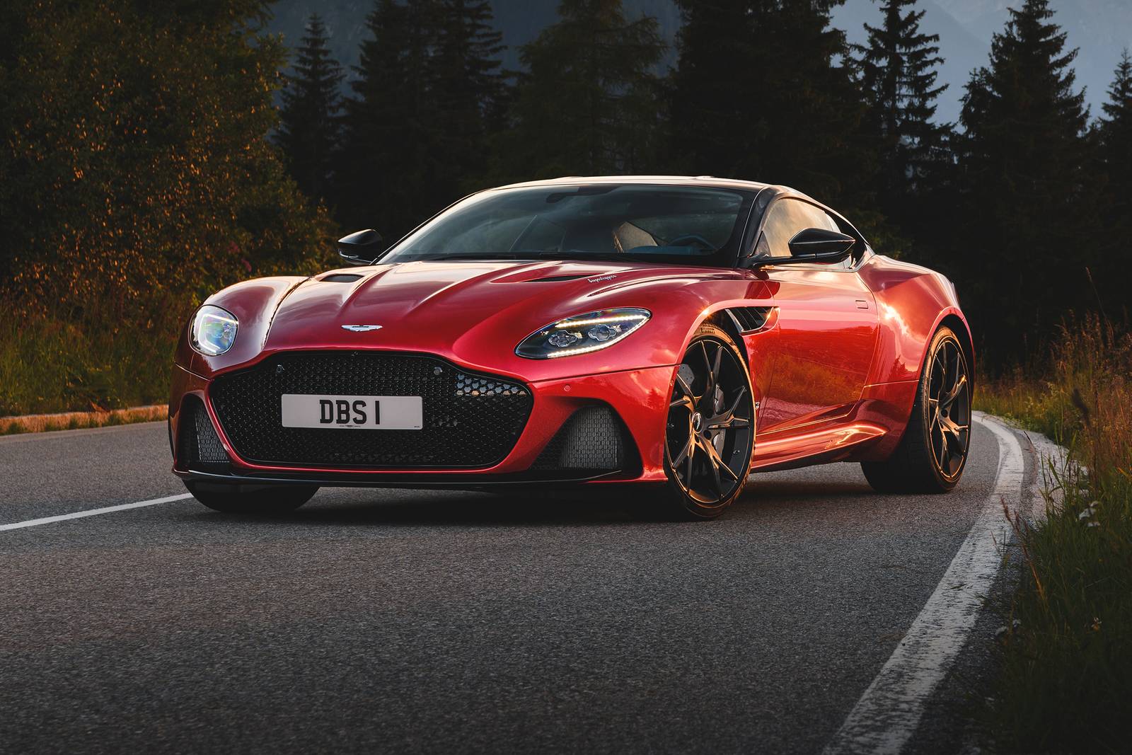 2022 Aston Martin DBS Review & Ratings | Edmunds