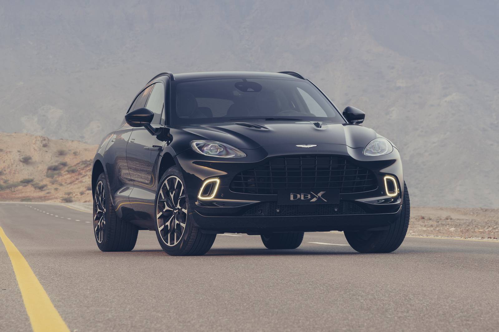 Aston Martin DBX セーフティカー 2021 2021 Aston Martin DBX Review // $250,000 Master Of None