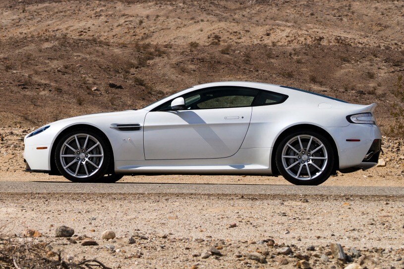 2015 Aston Martin V12 Vantage S Pictures 34 Photos Edmunds