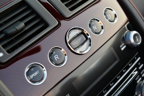2016 Aston Martin V12 Vantage S Roadster Convertible Interior Detail