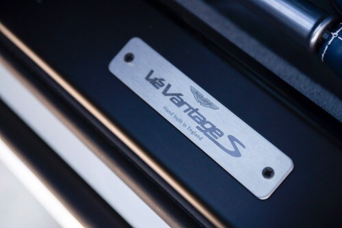 2016 Aston Martin V12 Vantage S Coupe Interior Detail