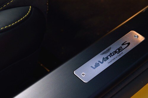 2016 Aston Martin V12 Vantage S Coupe Interior Detail
