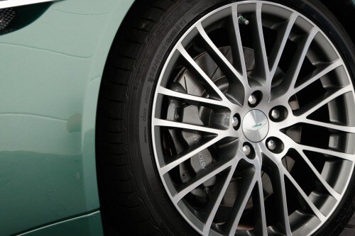 2010 Aston Martin V8 Vantage Coupe Wheel