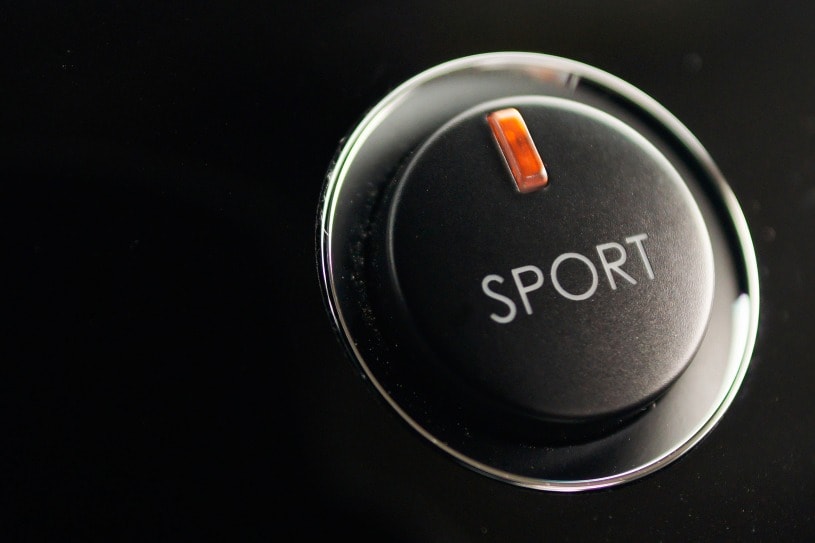 2015 Aston Martin V8 Vantage Pictures 132 Photos Edmunds