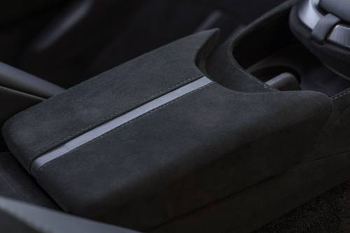 2019 Aston Martin Vantage Coupe Interior Detail