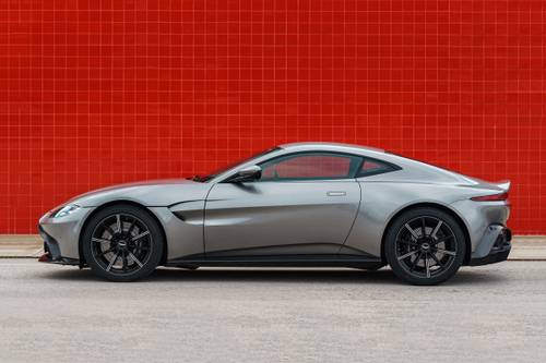 2019 Aston Martin Vantage Coupe Profile
