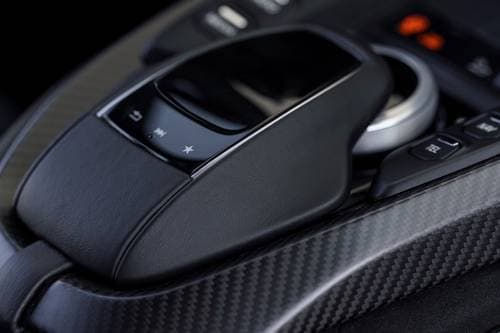 2020 Aston Martin Vantage Coupe Aux Controls