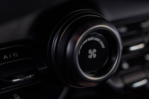 2023 Aston Martin Vantage Coupe Interior Detail