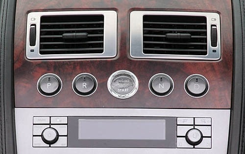2007 Aston Martin DB9 Volante Center Console