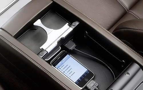 2009 Aston Martin DB9 Volante Cupholder and iPod Interface Detail