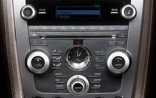 2011 Aston Martin DB9 Center Console
