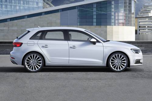2018 Audi A3 Sportback E Tron Pricing Features Ratings And Reviews 2018 Audi A3 Sportback E Tron 1 4 Tfsi Phev Prestige 4dr Hatchback Profile Shown