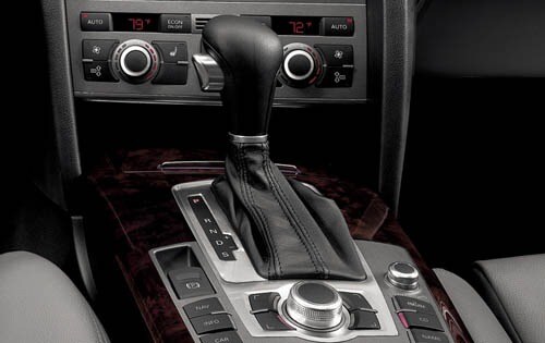 2007 Audi A6 Center Console