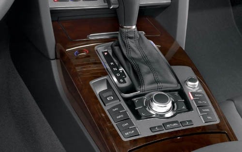 2007 Audi A6 4.2 quattro Center Console