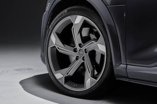 Audi e-tron S Sportback Prestige 4dr SUV Wheel