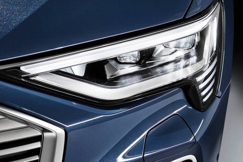 1280x800 Audi E Tron 55 Quattro Sportback S Line 2020 5K 2 Pictures
 Full Screen for Notebook and Mobile