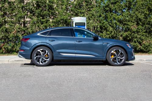 2021 Audi e-tron Sportback Prestige 4dr SUV Profile Shown