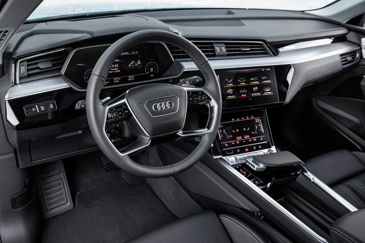 2019 Audi e-tron - Interior