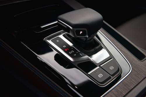 Audi Q5 Sportback Prestige S line 4dr SUV Shifter
