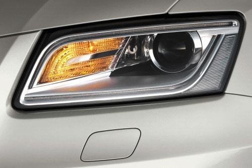 2016 Audi Q5 2.0T Premium Plus quattro 4dr SUV Exterior Headlamp Detail