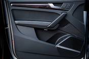 2020 Audi Q5 Prestige 45 TFSI quattro 4dr SUV Interior Detail