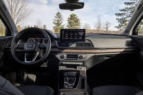 Audi Q5 Prestige S line 4dr SUV Dashboard