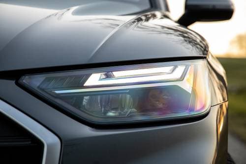 Audi Q5 Prestige S line 4dr SUV Headlamp Detail