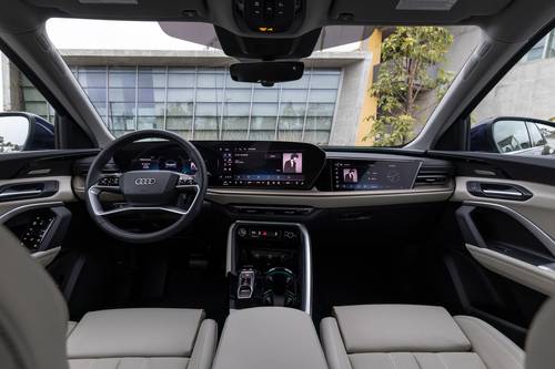 2025 Audi Q5 Prestige 4dr SUV Dashboard