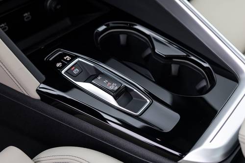 2025 Audi Q5 Prestige 4dr SUV Shifter