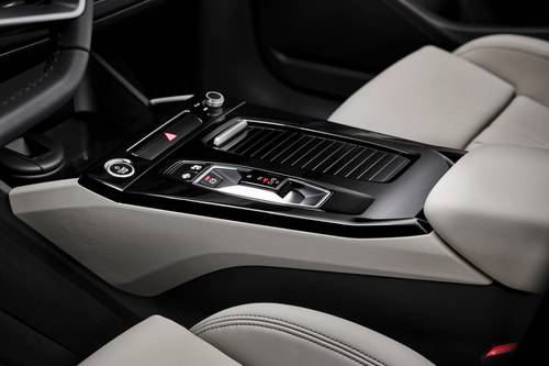 2025 Audi Q6 e-tron Prestige 4dr SUV Shifter