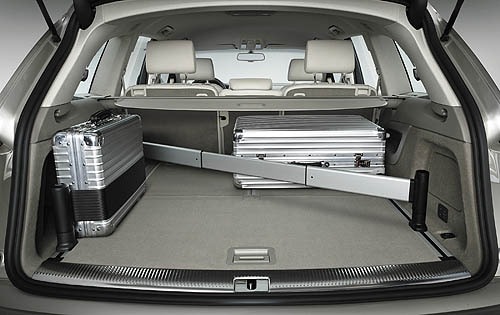 2007 Audi Q7 4.2 quattro Cargo Area